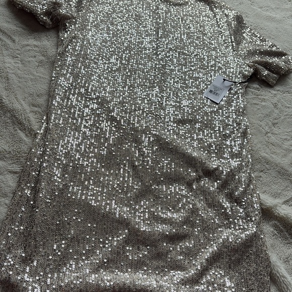 Devoted Champagne Sequin Dress Size Small - Picture 3 of 6